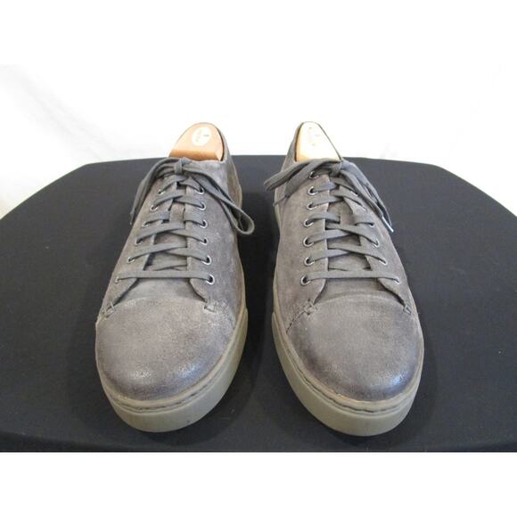 EUC! Born Gray Suede Lace Up Low Top Sneaker Shoes Men 9.5 M